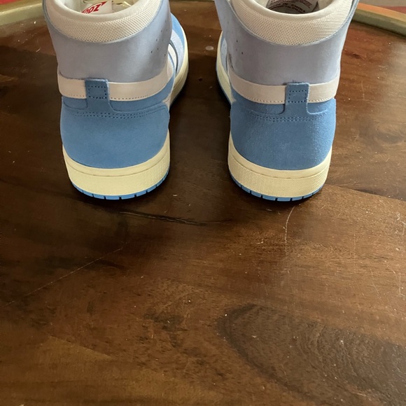 Nike Women's Air Jordan 1 Zoom CMFT 'University Blue' DV1305-004 Size 11.5 M10 - Picture 4 of 8